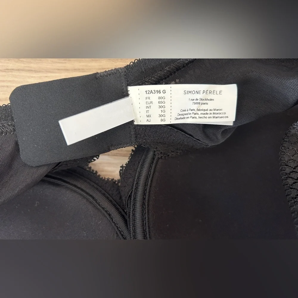 Simone Perele Caresse 3D Plunge Lace Underwire Bra Black 30G (65G EUR)